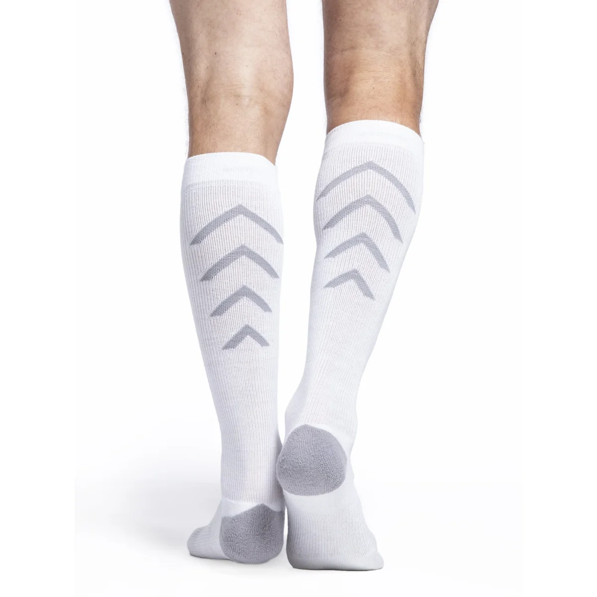 Sigvaris Athletic Recovery Knee High 15-20 mmHg - Image 2