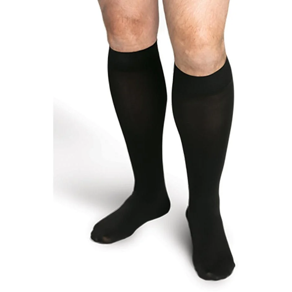 Sigvaris Secure Men's Knee High 40-50 mmHg - Image 3